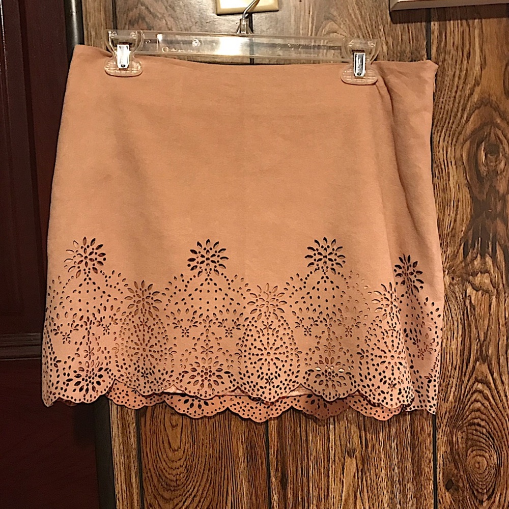 Forever 21 mauve faux suede mini skirt lace bottom